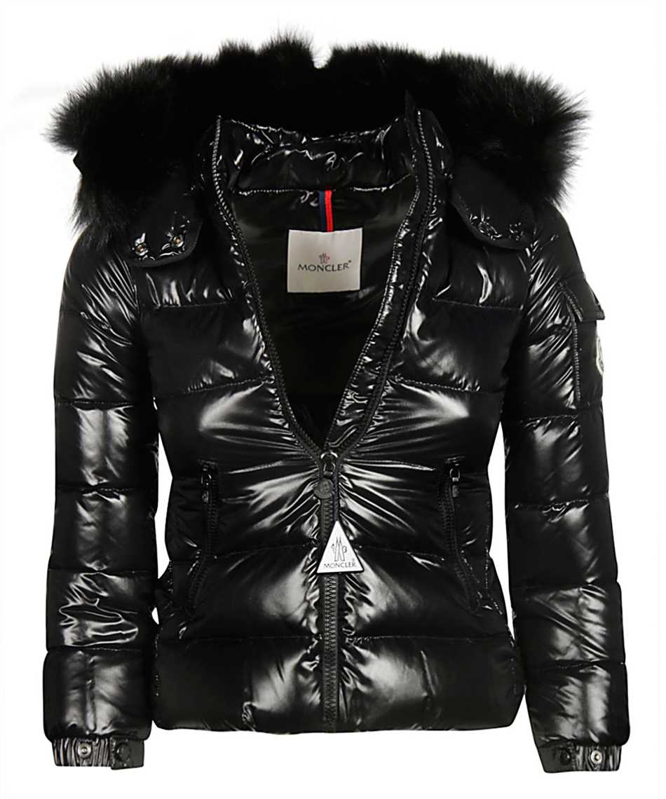 Пуховик монклер женский. Куртка монклер женская авито. Moncler down Jacket Vintage. Moncler косуха. Девушка в Moncler.