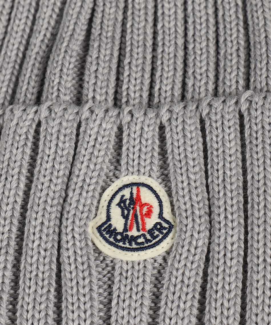 Moncler 3B702.01 A9327 POM POM Beanie Grey