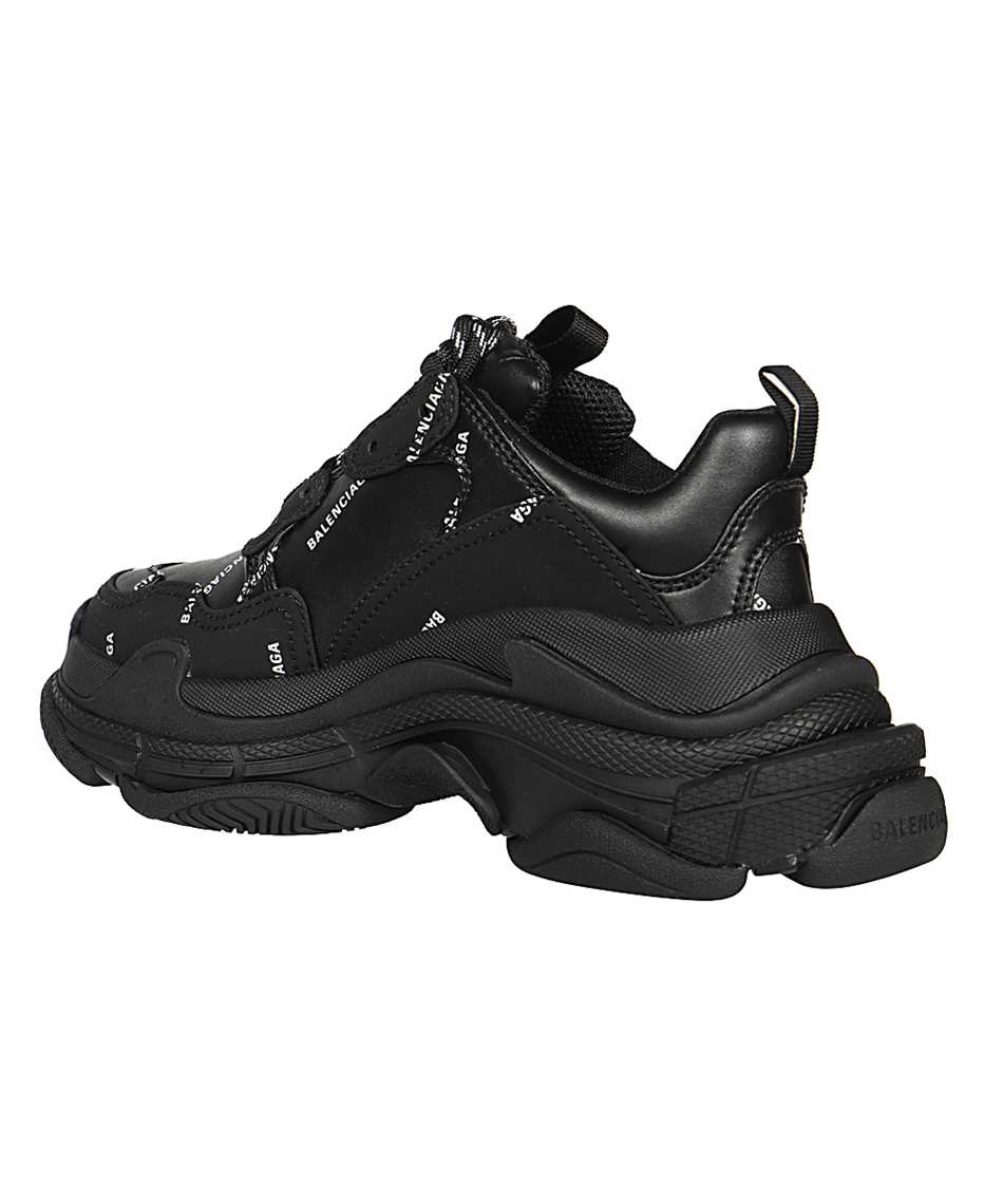 Balenciaga 524039 W2FA1 TRIPLE S Sneakers Black