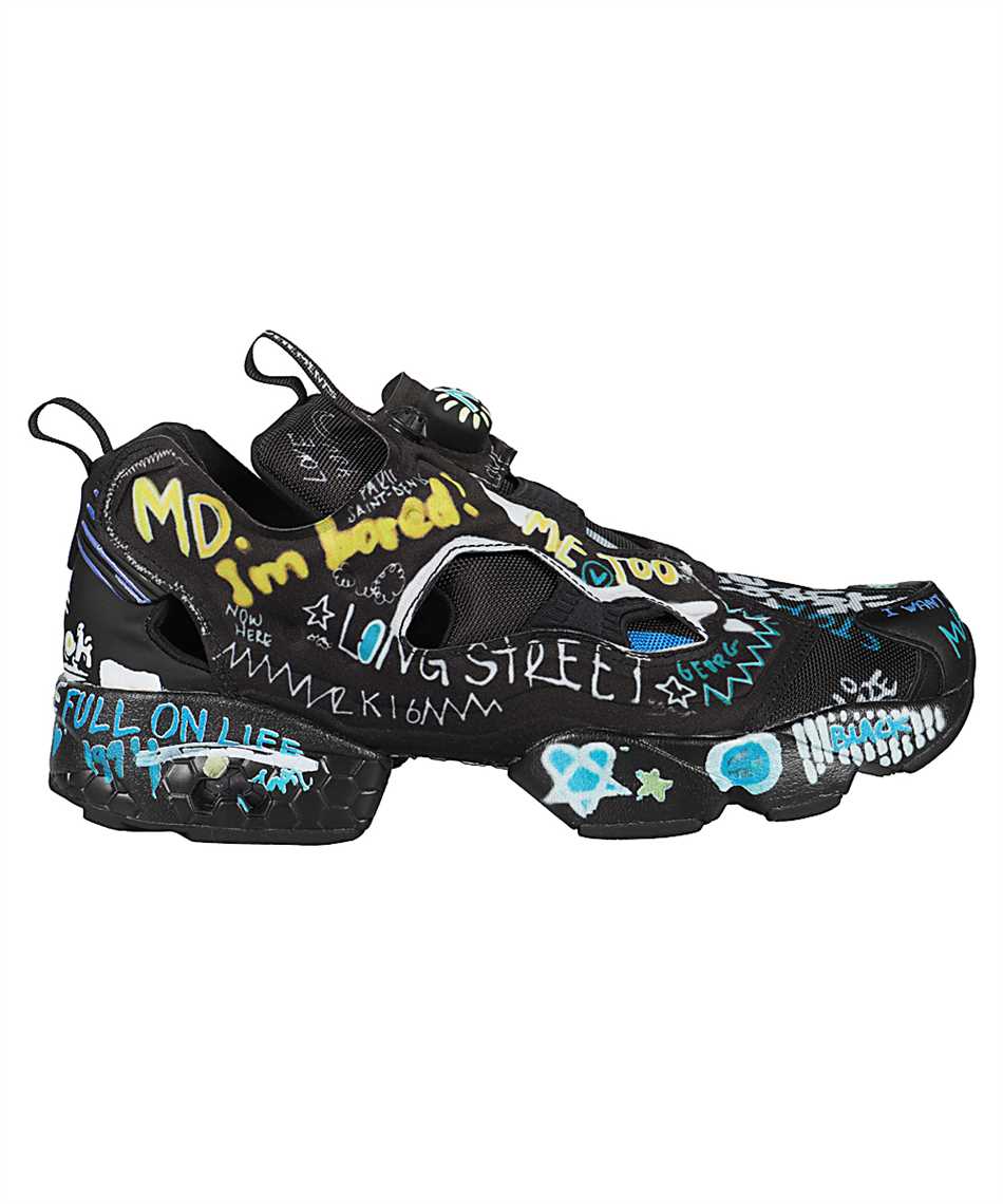 Vetements UAH21SN244 GRAFFITI Sneakers 