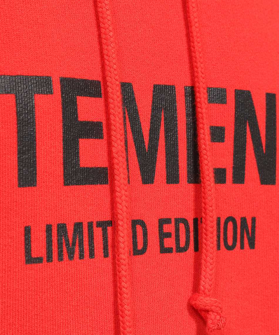 Vetements UE64HD600R LIMITED EDITION LOGO Hoodie 3