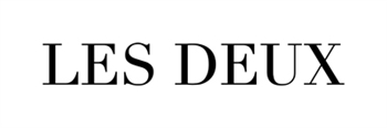 <p>A Les Deux, abbiamo il coraggio di accettare la differenza. È così che creiamo qualcosa di nuovo. Questo è il modo in cui andiamo avanti.<br />
Les Deux nasce da un incontro fortuito tra due persone molto diverse, con personalità contrastanti, che si sono trovate unite nel riconoscere le opportunità. Due anime distinte su percorsi divergenti con ambizioni condivise.<br />
Spesso, nell'incontro degli opposti, accade qualcosa di profondo. Si accende una scintilla. È allora che puoi eccellere e distinguerti dalla massa: puoi osare ritagliarti il ​​tuo percorso. Questa è la nostra ragion d'essere. Progettiamo abiti che spingano le persone a sfidare le proprie abitudini, a confrontarsi con lo status quo. Facciamo quello che serve - e lo facciamo con uno scopo condiviso.</p>

<p>Crediamo che la vera classe sia dimostrata dalle tue azioni.</p>

<p>Qualcuno potrebbe dire che sei elegante come i vestiti che indossi. A Les Deux, crediamo che la vera classe sia dimostrata dalle tue azioni. La classe è considerazione, compassione e volontà di dare il massimo. Non ci arrendiamo mai. Restituiamo. Condividiamo il nostro successo e perseveriamo. Lavoriamo come uno, ma lasciamo che ogni individuo insegua il proprio sogno. Les Deux parla di lasciare un segno, un'eredità che ha un significato duraturo. Garantire la sostenibilità e la compassione sono al centro di ciò che creiamo, dei nostri progetti e della nostra comunicazione e di come ricambiamo.<br />
Noi diciamo: credi in quello che fai e porta a termine il lavoro. La vita ha le sue forze trainanti e anche noi. Gli opposti creano opportunità. Abbraccia la differenza.</p>
