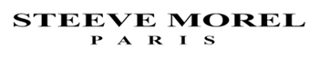 <p>STEEVE MOREL PARIS (SMO) ist der Name eines Hauses, aber vor allem der eines Schöpfers, der die Geschichte eines Pariser Unternehmens schreibt, basierend auf Know-how und Qualität, Tradition und Innovation, hohem Anspruch und Authentizität.<br />
Die 2003 gegründete Marke, anerkannt durch ihr Talent, hat SMO ein globales Universum von Eleganz und Raffinesse geschaffen.<br />
2004 gewann er den Favoritenpreis bei den Pariser Modetrophäen.<br />
2005 gewann er den Jugendarbeitspreis beim Dinard International Festival of Young Fashion Designers.<br />
Er verstand es, seine sehr persönliche Vision einzuprägen, indem er eine zeitgenössische Garderobe neu definierte, die mit klassischer Strenge verschmolz. Das SMO-Haus arbeitet auch an Design- und Architekturprojekten, immer auf der Suche nach neuen Konzepten….</p>
